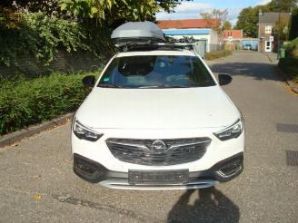 Schade scooter Opel Insignia 2.0 TURBO 4X4 COUNTRY 260PK!! 2017/11