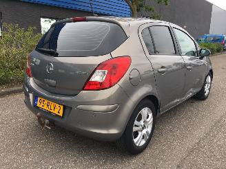 krockskadad bil oplegger Opel Corsa 1.3 cdti. cosmo 2011/7